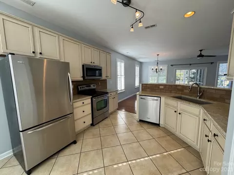 419 Garnet Ct, Fort Mill, SC 29708 photo 11