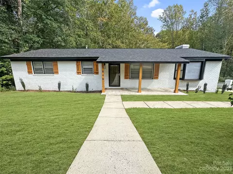 2840 Crescent Ln, Gastonia, NC 28052