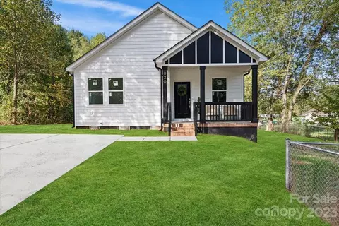 820 Cason St, Belmont, NC 28012