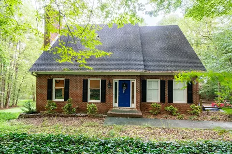160 Maitland Ct, Clemmons, NC 27012