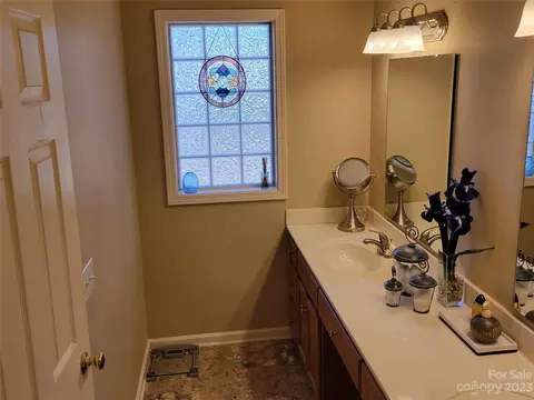 2026 Sugar Maple Ln, Conover, NC 28613 photo 22