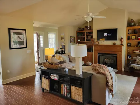 2026 Sugar Maple Ln, Conover, NC 28613 photo 11
