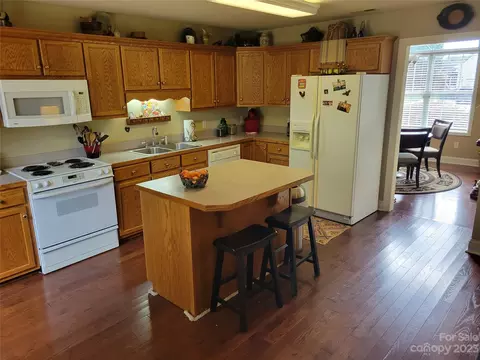 2026 Sugar Maple Ln, Conover, NC 28613 photo 13
