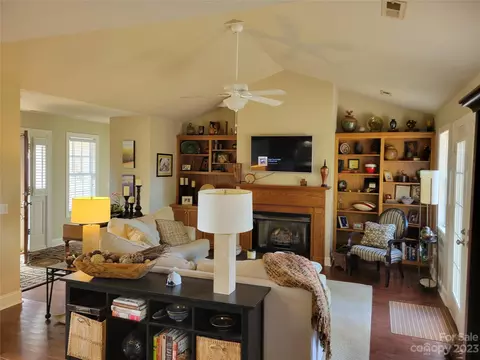2026 Sugar Maple Ln, Conover, NC 28613 photo 10