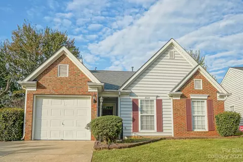 8635 Mineral Ridge Way, Charlotte, NC 28269