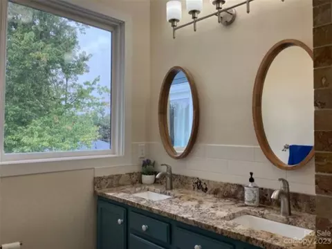207 Probart St, Brevard, NC 28712 photo 22
