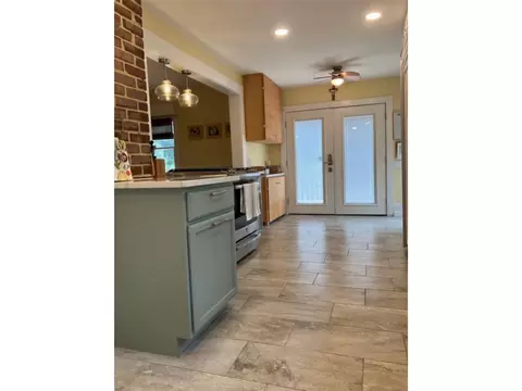 207 Probart St, Brevard, NC 28712 photo 12