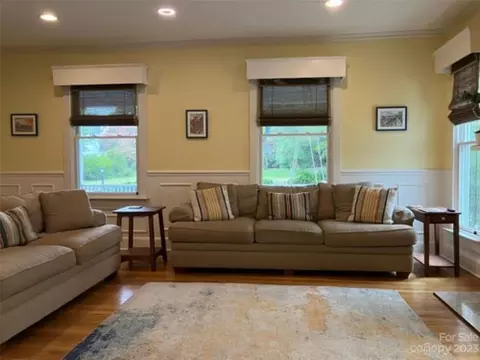 207 Probart St, Brevard, NC 28712 photo 18