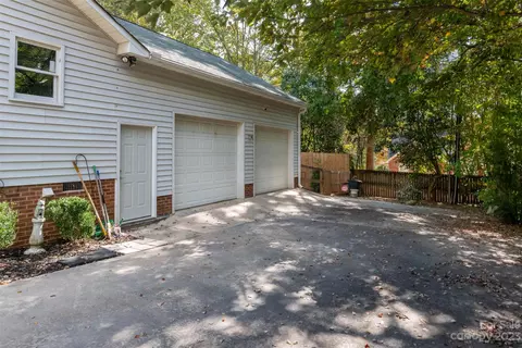 1317 Kent Dr, Lancaster, SC 29720 photo 32