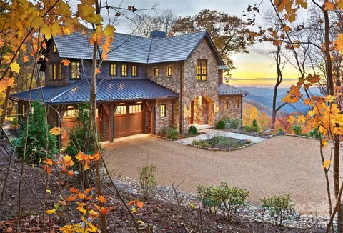 616 Old Growth Forest Rd, Burnsville, NC 28714