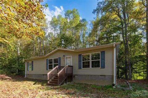 53 Christy Ln, Barnardsville, NC 28709