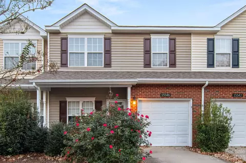 15546 Stronvar House Ln, Charlotte, NC 28277