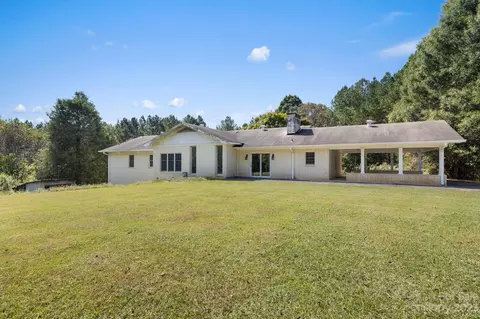 2075 Centennial Rd, Union Mills, NC 28167