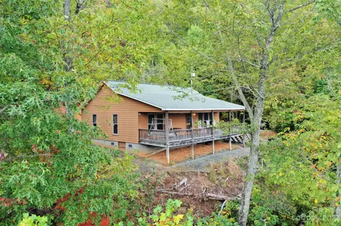 343 Drowsy Trl, Sylva, NC 28779