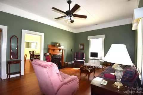 708 E Liberty St, Salisbury, NC 28144 photo 5