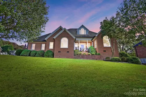 521 Mccready St, Concord, NC 28025