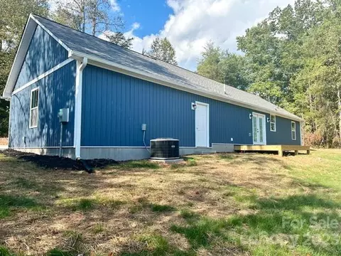 980 Smith Waldrop Rd, Mill Spring, NC 28756 photo 3