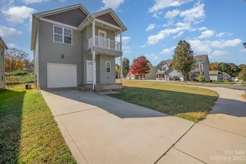 104 Lookout Point Pl, Mooresville, NC 28115