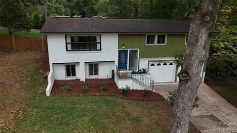 1734 Woodberry 24 Rd #24, Charlotte, NC 28212