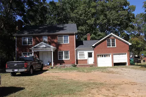 1221 Pou St, Albemarle, NC 28001