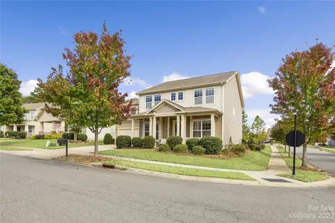 15729 Oxford Glenn 96 Dr #96, Huntersville, NC 28078