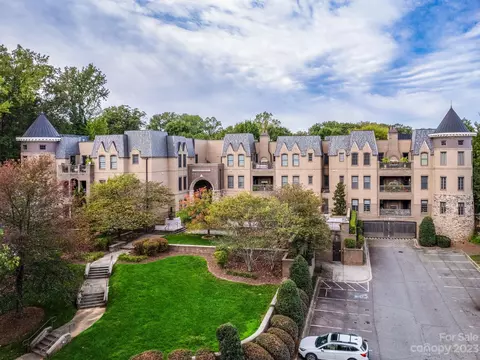 3278 Park Rd, Charlotte, NC 28209