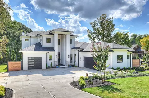 20108 Schooner Dr, Cornelius, NC 28031