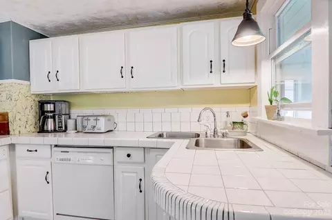 136 Spencer St, Clyde, NC 28721 photo 17