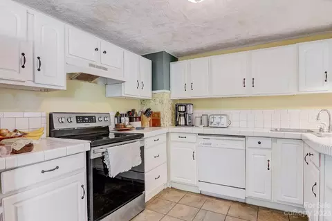 136 Spencer St, Clyde, NC 28721 photo 15