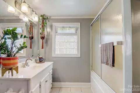 136 Spencer St, Clyde, NC 28721 photo 24