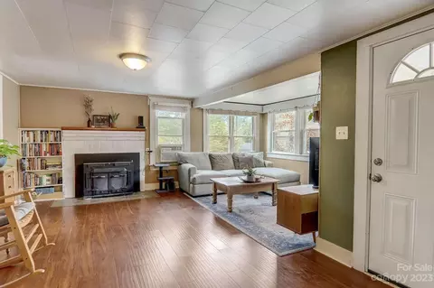 136 Spencer St, Clyde, NC 28721 photo 6