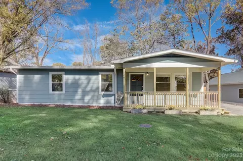 106 Le-an-hurst Rd, Asheville, NC 28803