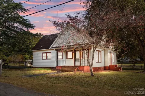 175 Farmer St, Concord, NC 28027