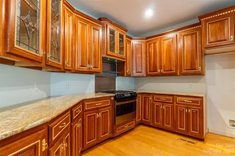11630 Hidden Forest Ln, Davidson, NC 28036 photo 6