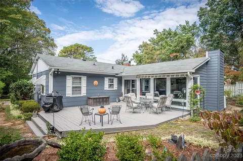 258 White Pine Dr, Asheville, NC 28805