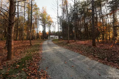 115 Pisgah Church Rd, Statesville, NC 28625