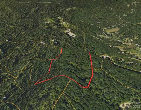 000 Rugged Top Rd, Hendersonville, NC 28792