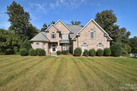 9700 Blackbird Hill Ln, Mint Hill, NC 28227
