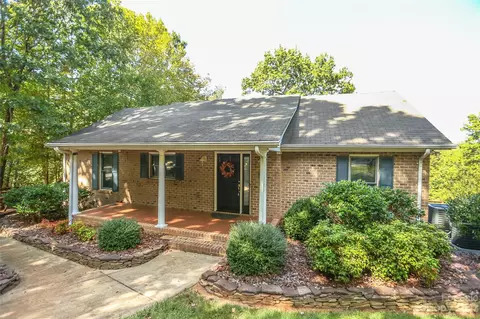 46875 Tall Whit Rd, New London, NC 28127