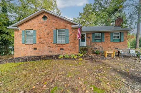 6127 Amity Pl, Charlotte, NC 28212