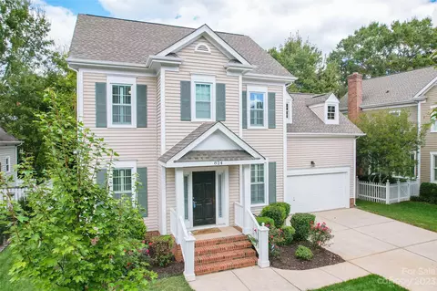 824 Mallow Pl, Charlotte, NC 28270