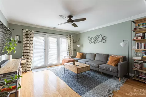 1218 Green Oaks D Ln #D, Charlotte, NC 28205