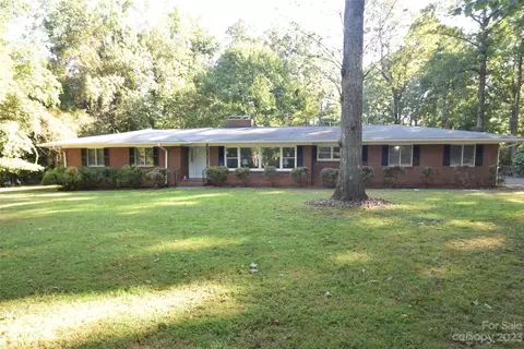 503 Courtney Ln, Matthews, NC 28105
