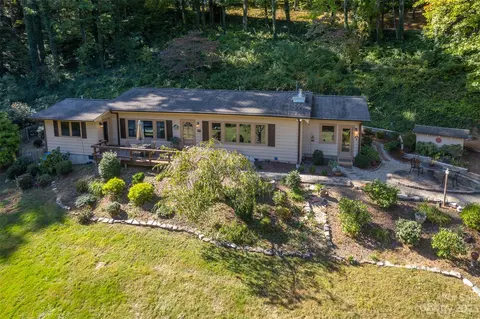 137 Judge Rd, Tryon, NC 28782 photo 3