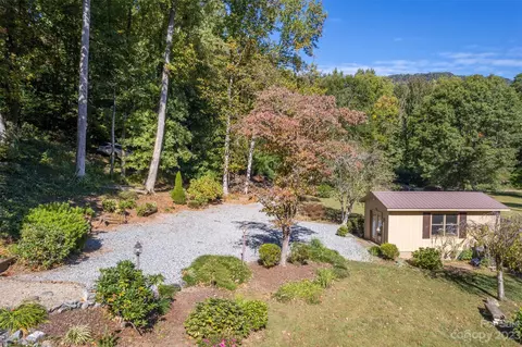 137 Judge Rd, Tryon, NC 28782 photo 8
