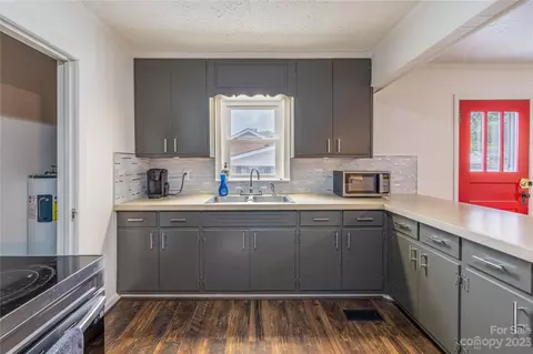 429 E Main St, Biscoe, NC 27209 photo 13
