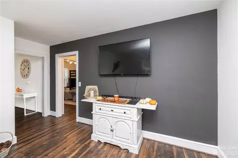 429 E Main St, Biscoe, NC 27209 photo 5