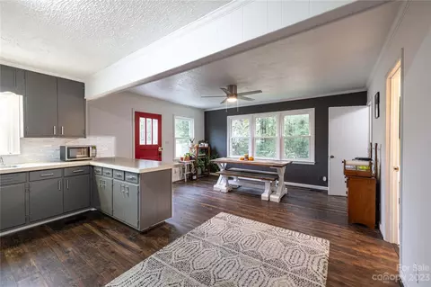 429 E Main St, Biscoe, NC 27209 photo 11