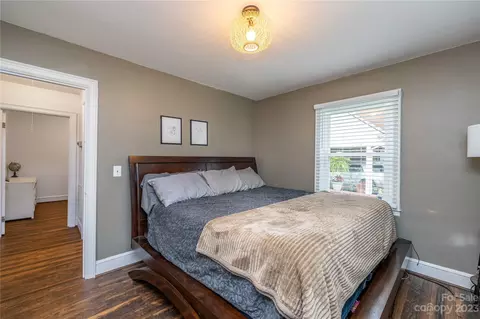 429 E Main St, Biscoe, NC 27209 photo 6