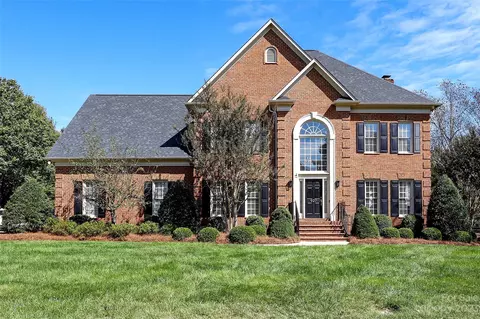 927 Iberville St, Charlotte, NC 28270